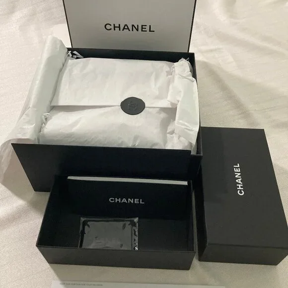 CHANEL Black Square 5380 Polarized Sunglasses - Picture 2 of 16